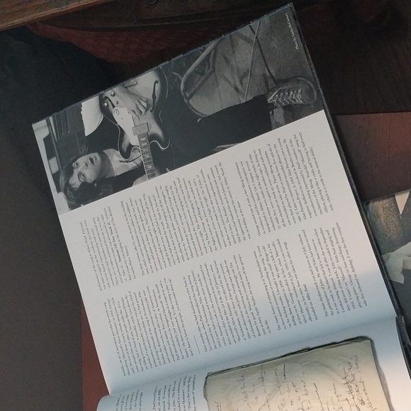 2019 Abbey Road Anniversary Edition Blu-Ray - Picture 4 of 8